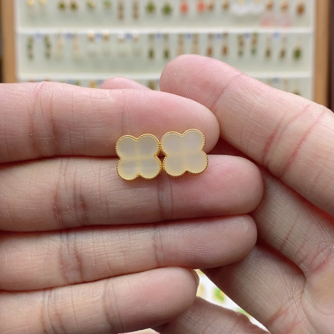 和田玉银S925镶嵌耳饰