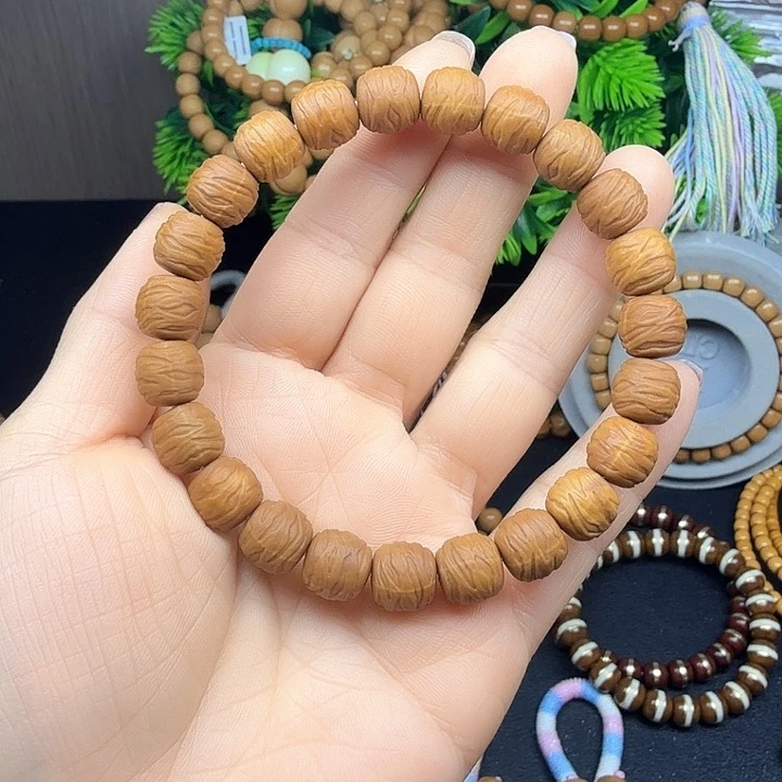 吊坠猴头核桃破茧无暇返油款