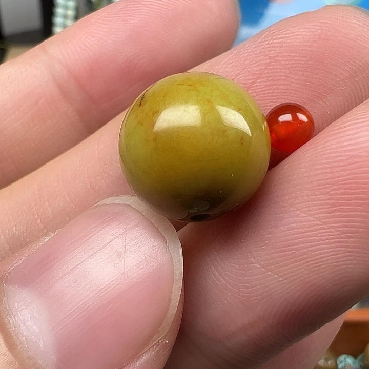 未镶嵌配饰南红玛瑙卡12.7