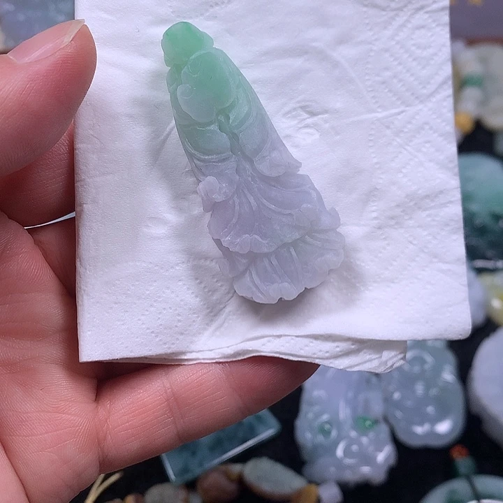 定制翡翠未镶嵌白菜雕件