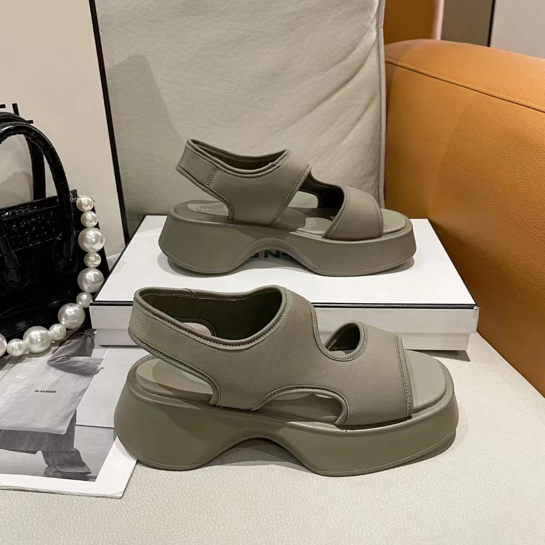 时尚冰丝布学院风凉鞋9970