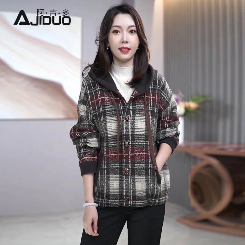 阿吉多连帽长袖格纹毛呢短外套女秋冬新款时尚大码保暖大衣A66315