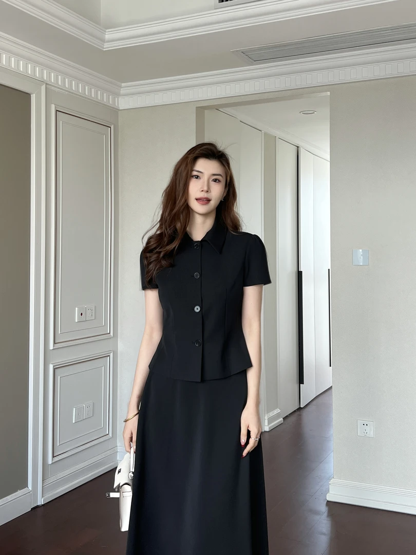 法式时尚气质夏季高级简约设计感短袖上衣
