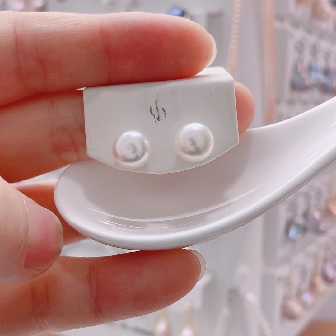 颈饰未镶嵌淡水珍珠