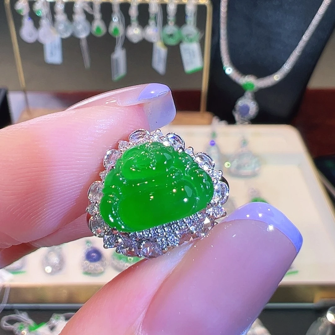 翡翠戒指18K金镶嵌翡翠