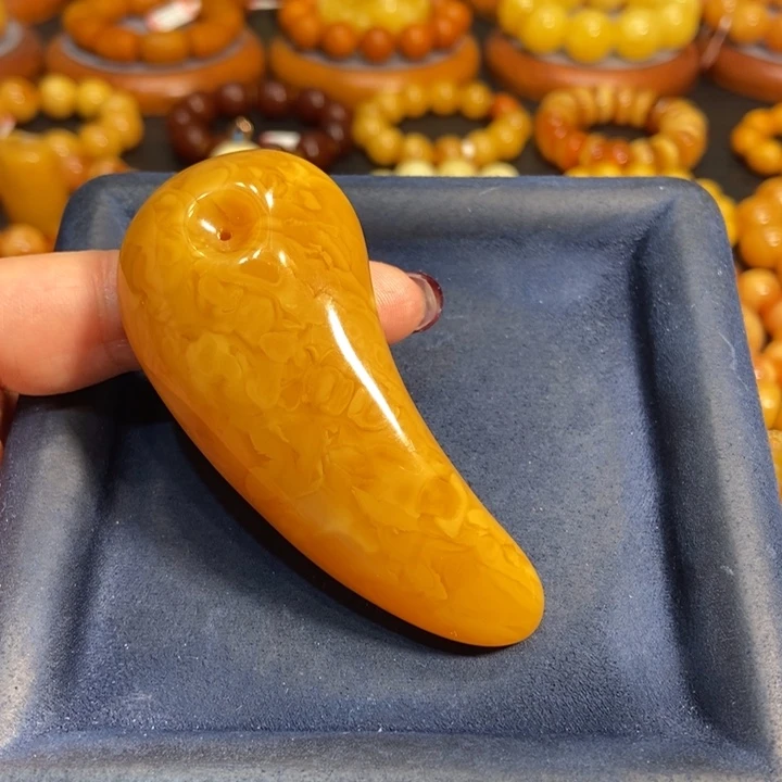 琥珀吊坠(不含链)未镶嵌