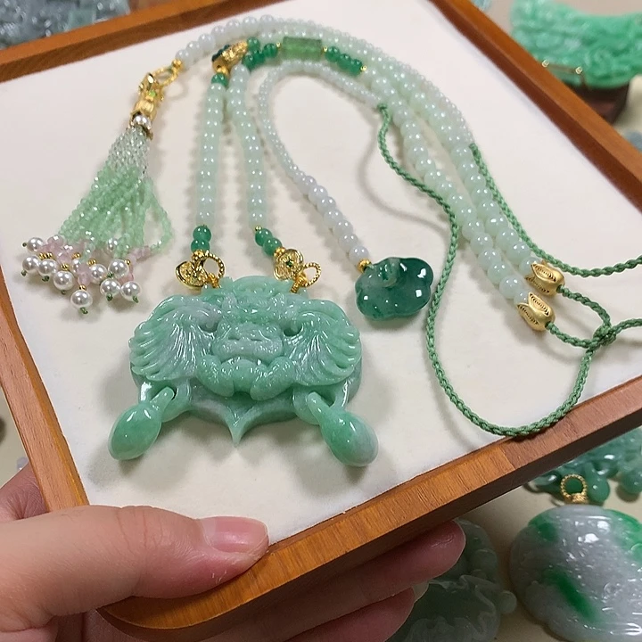 颈饰未镶嵌翡翠翡翠吊坠