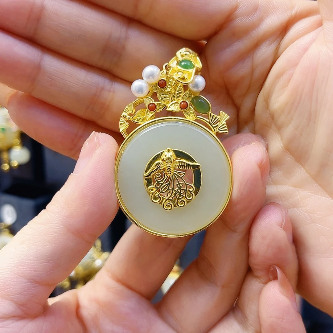 和田玉银S925镀金镶嵌颈饰