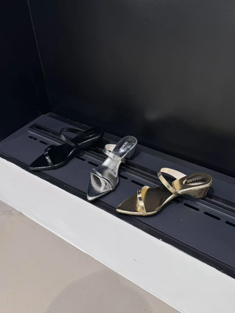 208-5法式性感风薄款尖头极简风一字拖潮流拖鞋女士气质鞋子时尚