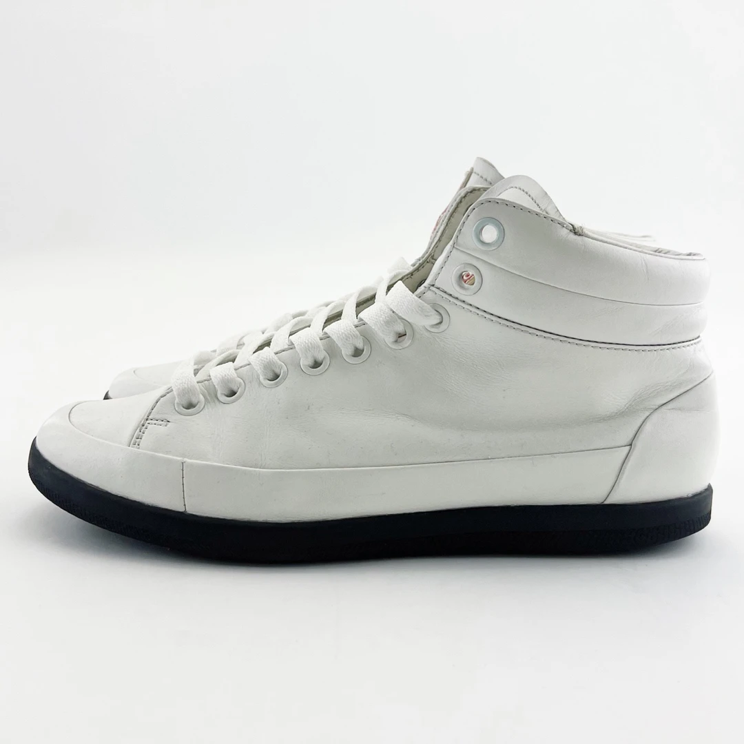 95新 Prada/普拉达 40.5码/绗缝印花字母中帮板鞋/9598326