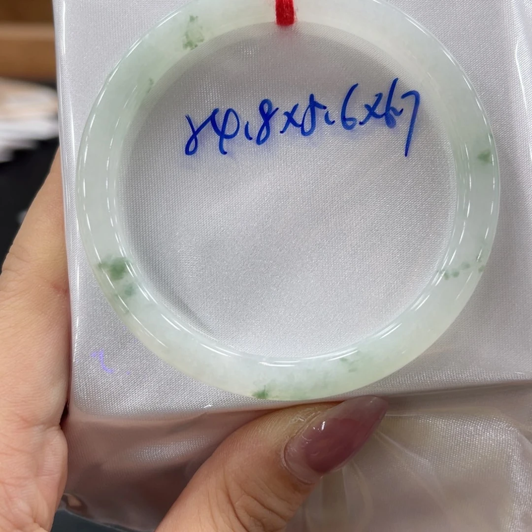 未镶嵌手镯翡翠翡翠