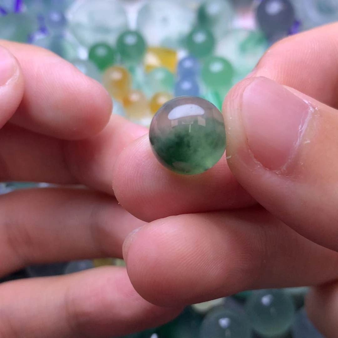 定制翡翠未镶嵌珠子