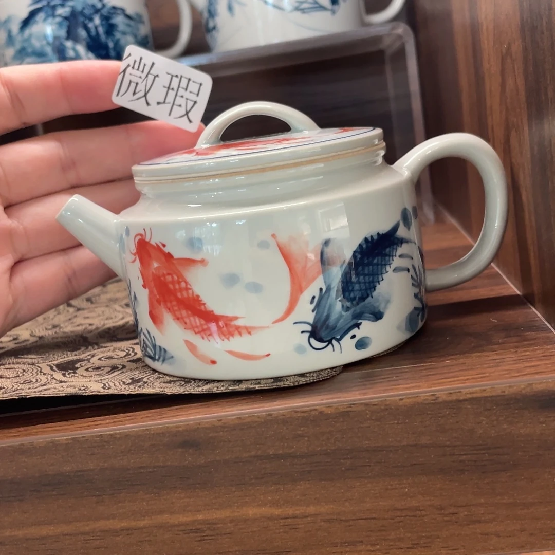釉下手绘茶具微瑕