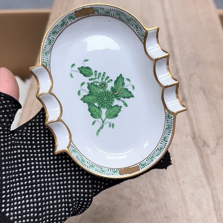 瓷片噗哈哈哈哈哈哈哈哈哈