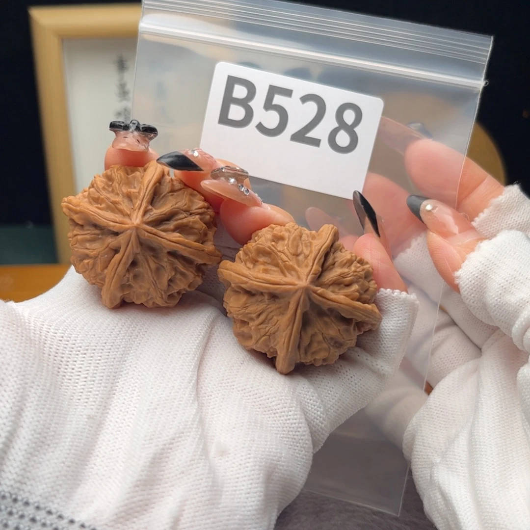 把件文玩核桃39✖️42玉玺b528