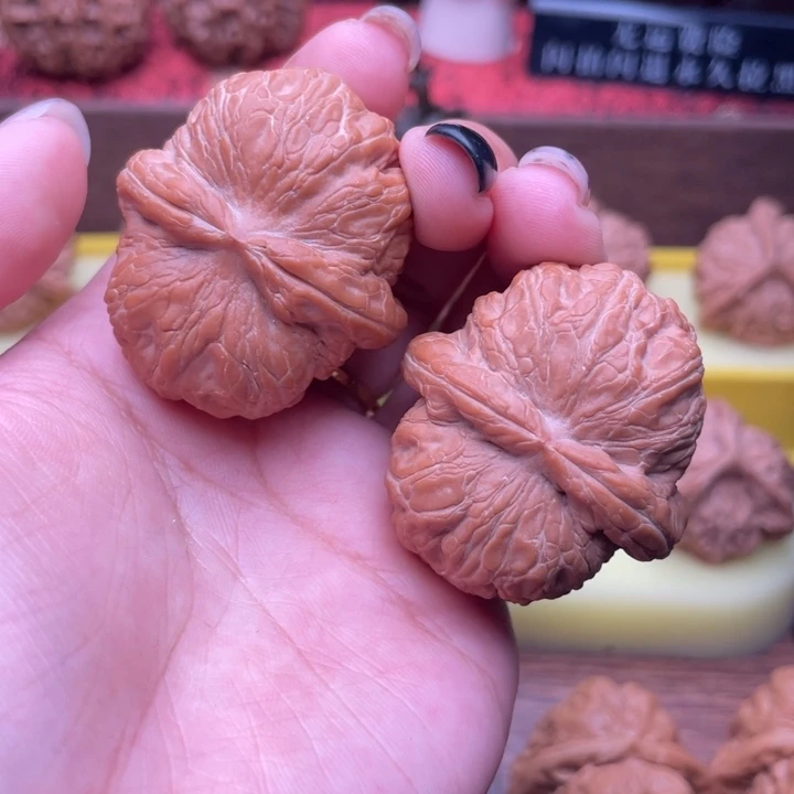 吊坠桃核40元宝 887