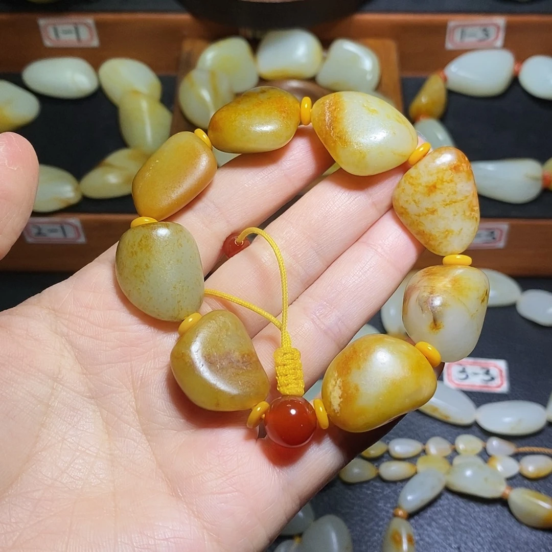 和田玉未镶嵌手链