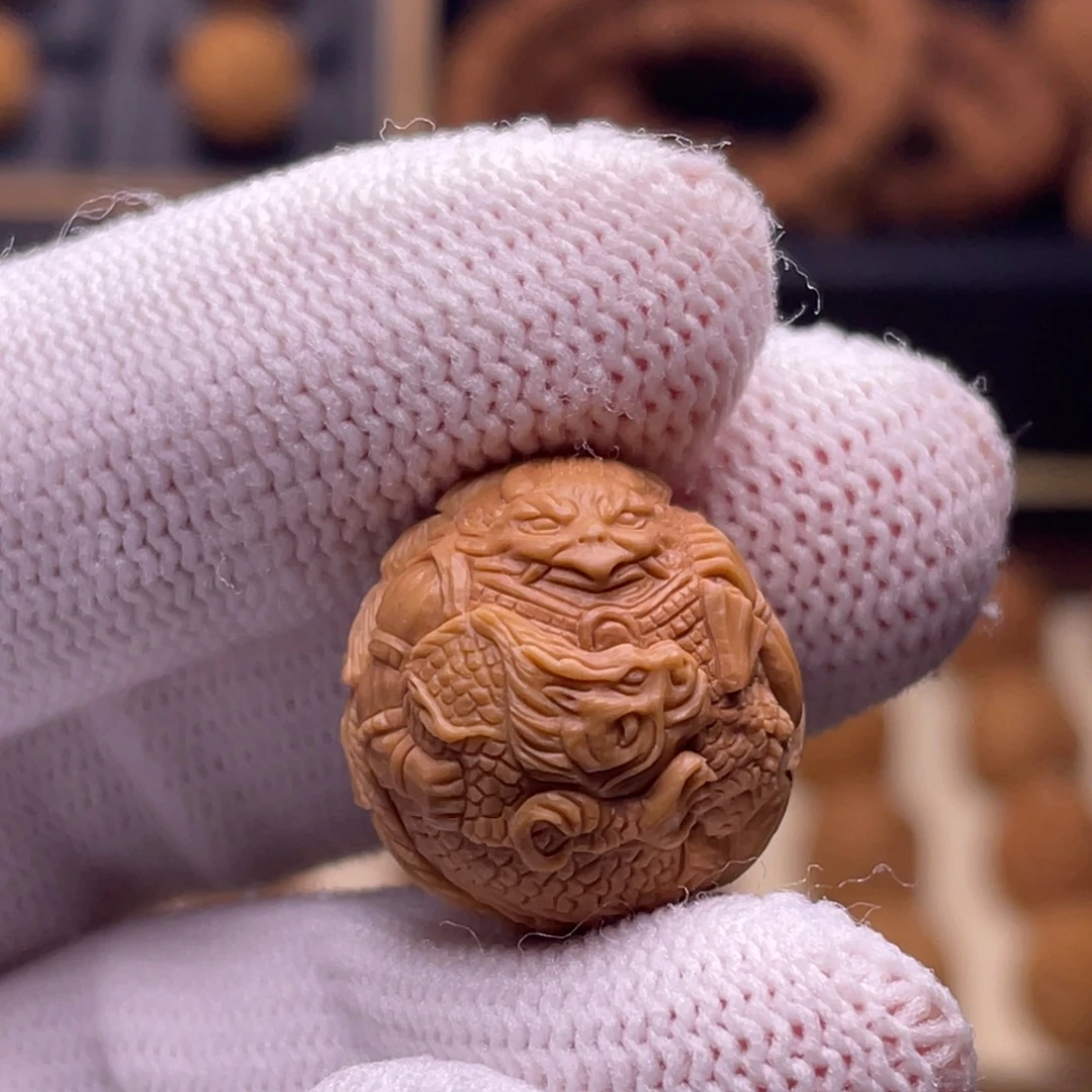 吊坠猴头核桃金翅大鹏18.3