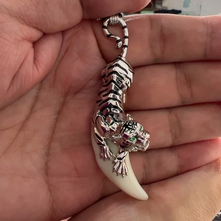 颈饰银S925镶嵌和田玉