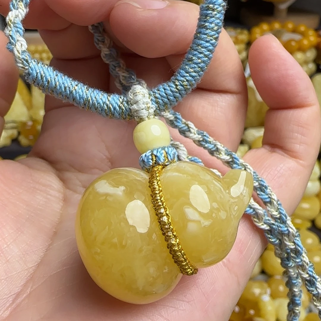 琥珀未镶嵌套链天然俄料浓白妖花蜜蜡葫芦吊坠