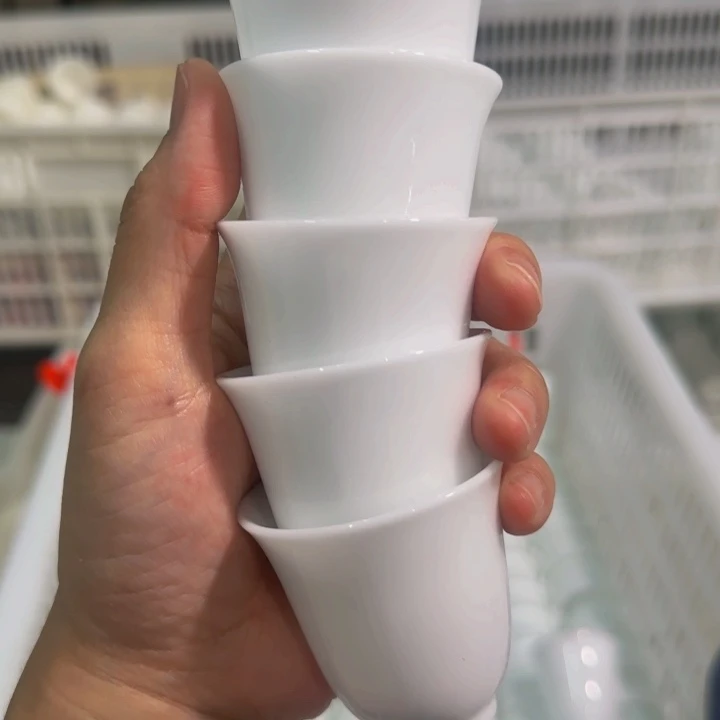微瑕冰种品茗杯12个一组