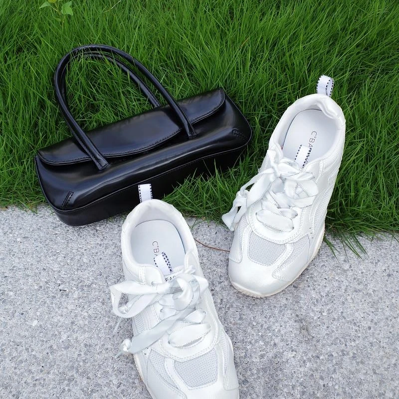 千百度25年新品时尚休闲鞋A25366171