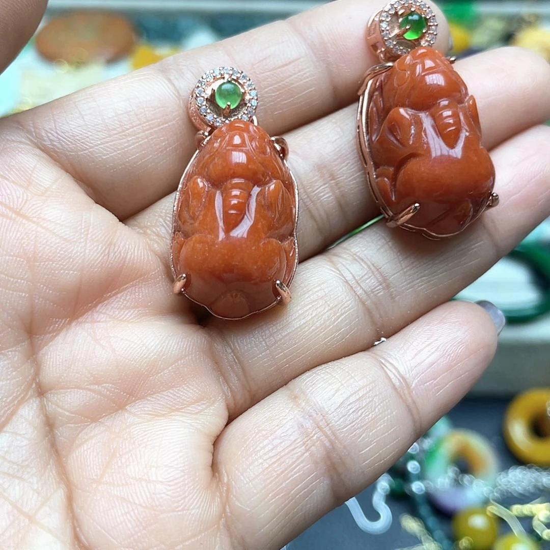 翡翠未镶嵌颈饰项链