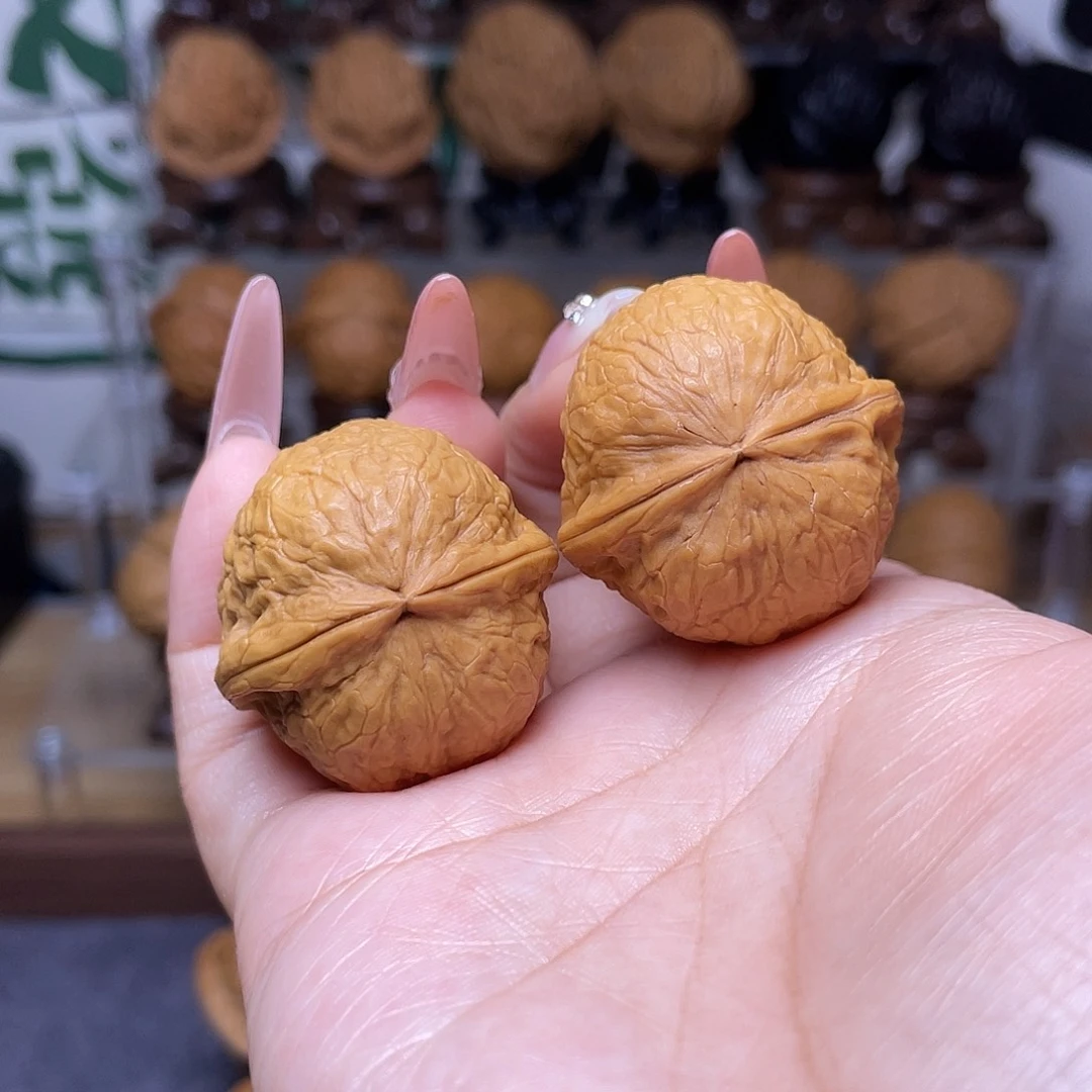 文玩核桃把件1…………34mm