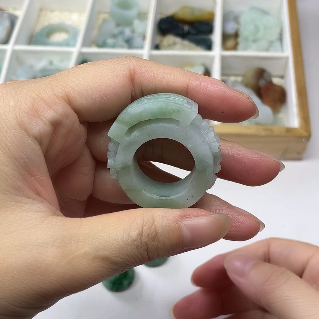 未镶嵌定制翡翠翡翠