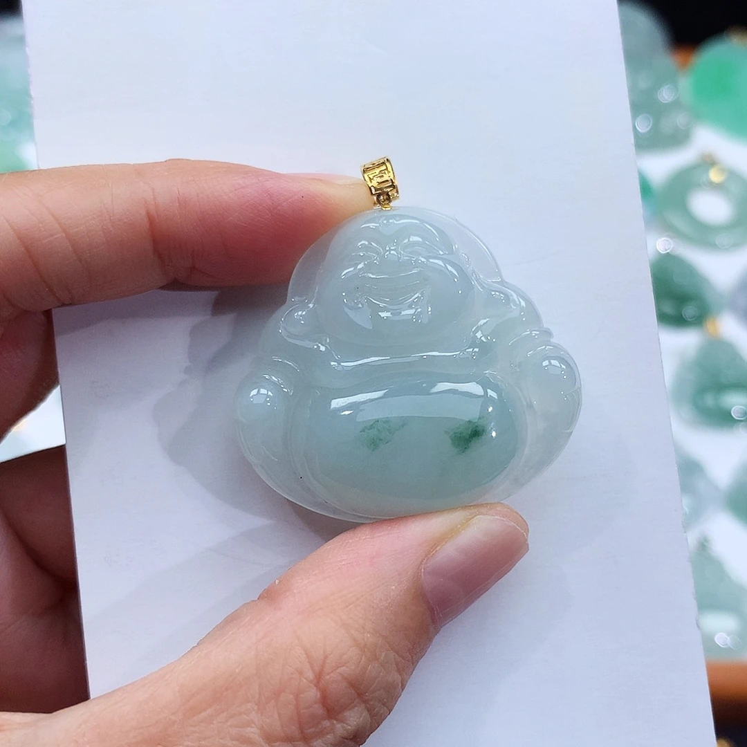 翡翠18K金镶嵌颈饰翡翠吊坠