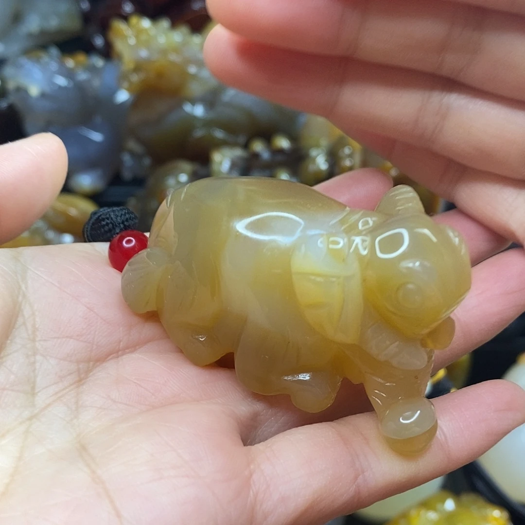 玛瑙/玉髓未镶嵌小手把件