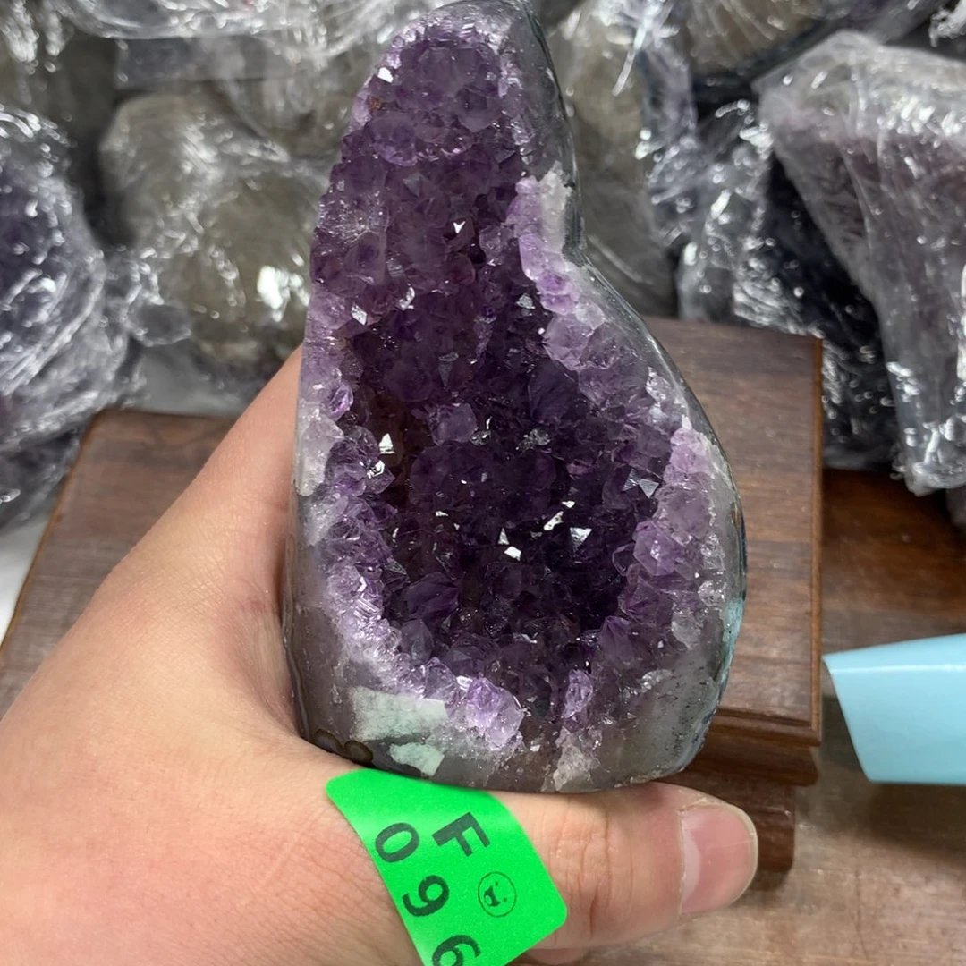 紫晶大型摆件（非配饰）未镶嵌