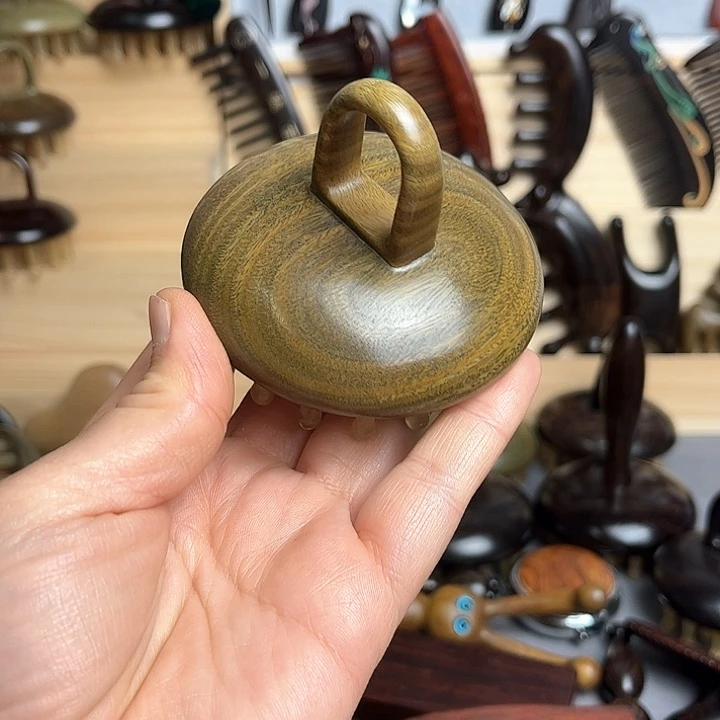 红酸枝木类绿檀木指环梳子