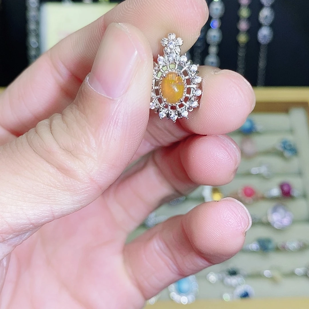 未镶嵌欧泊吊坠(不含链)