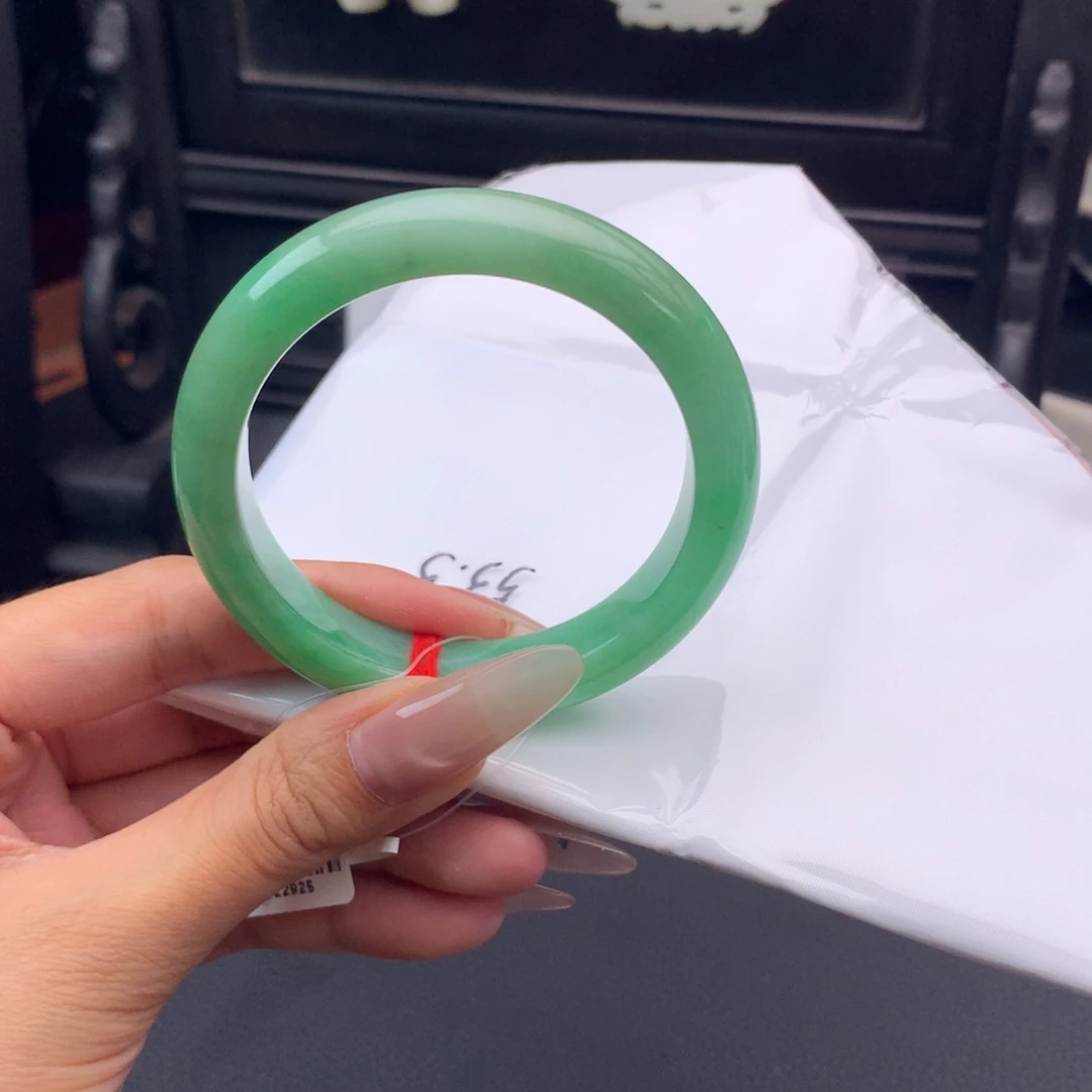 翡翠未镶嵌手镯09
