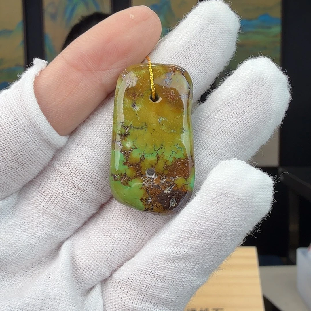 绿松石未镶嵌珠宝奇石