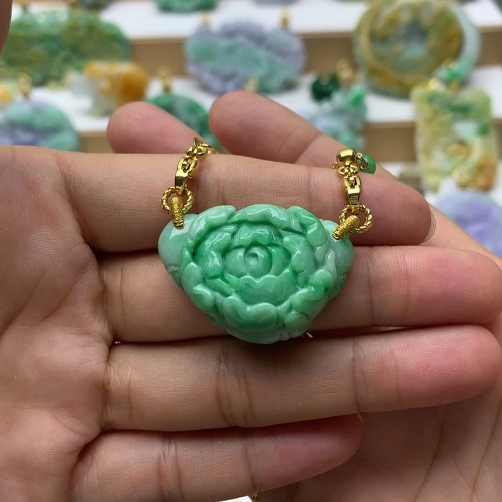 颈饰未镶嵌翡翠翡翠