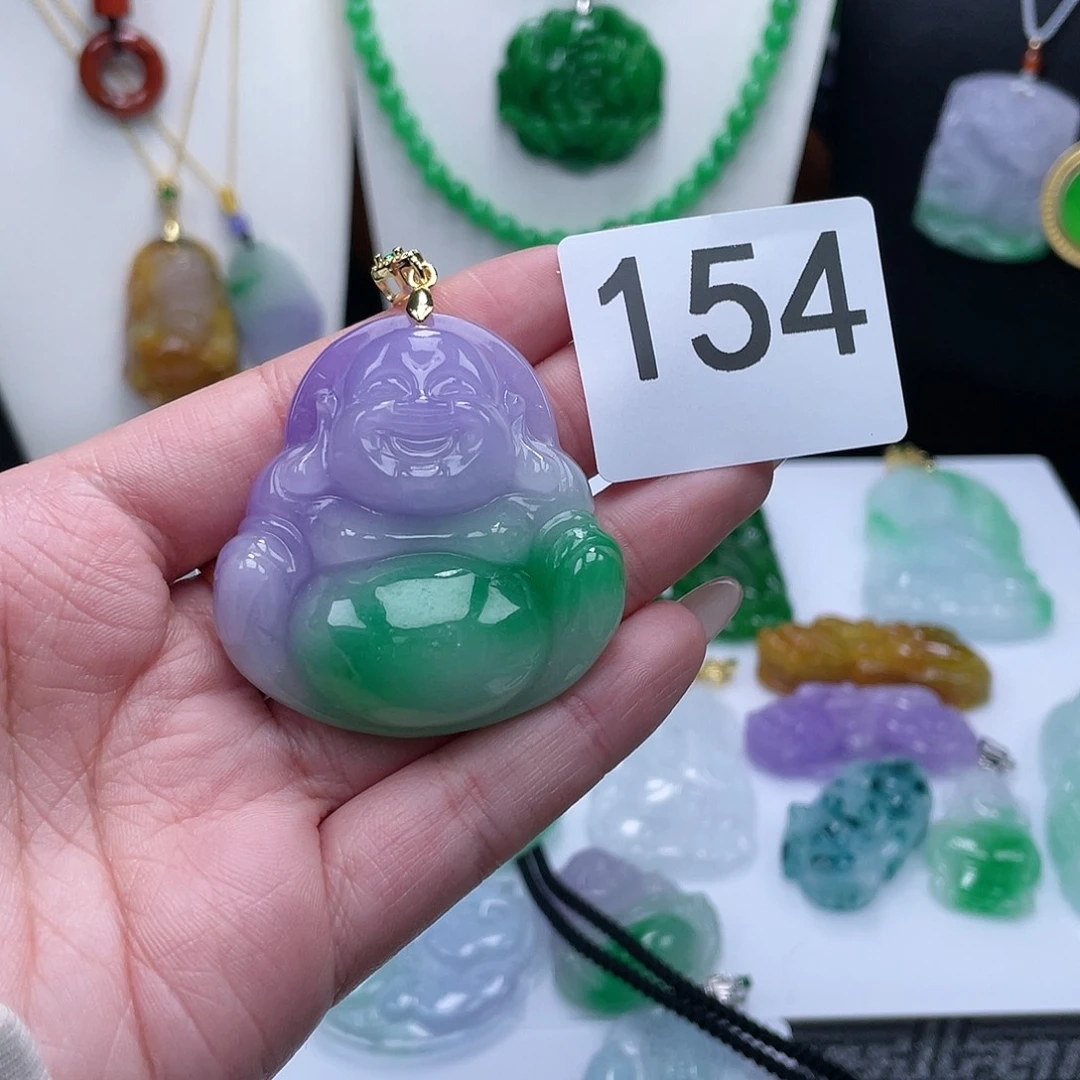 翡翠吊坠(赠链)未镶嵌