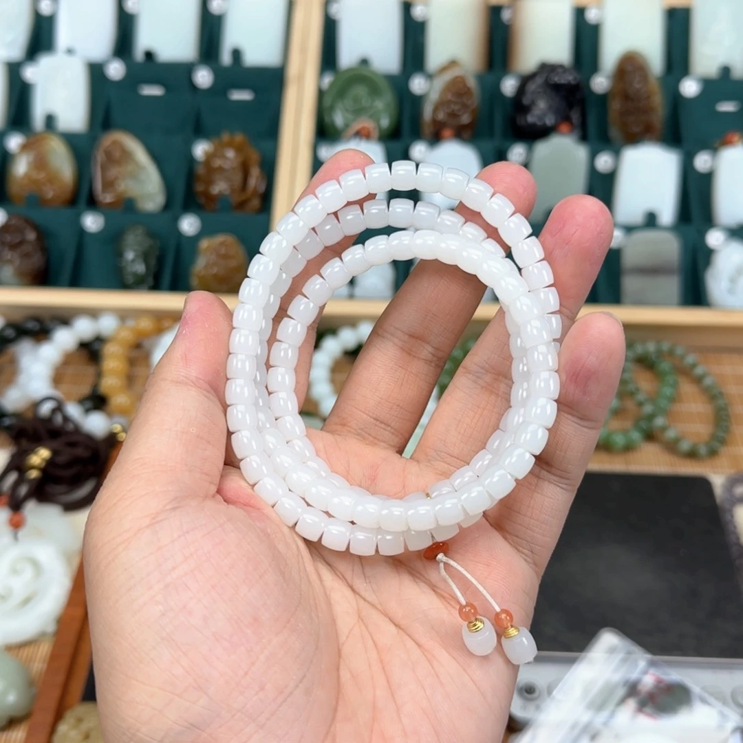 和田玉挂件未镶嵌M****n