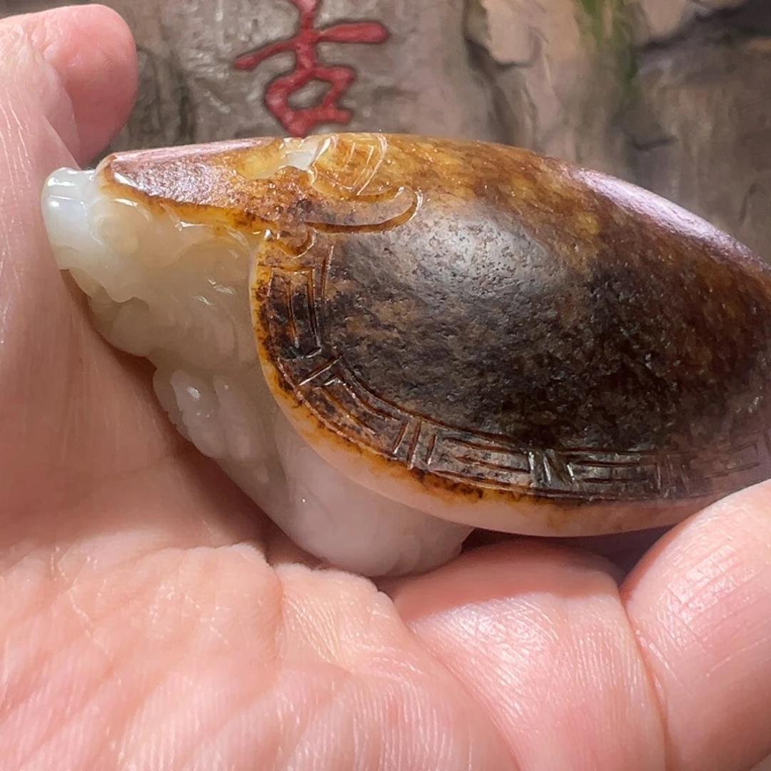 晴***里和田玉未镶嵌颈饰