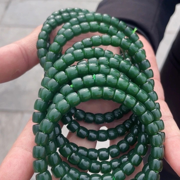 和田玉未镶嵌颈饰多样性发货，发其一