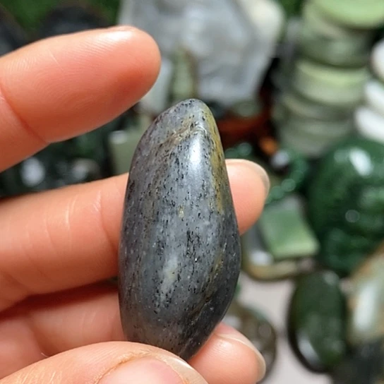 未镶嵌和田玉（糖玉）珠宝半成品