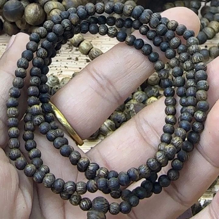 沉香碎屑沉香03沉水珠