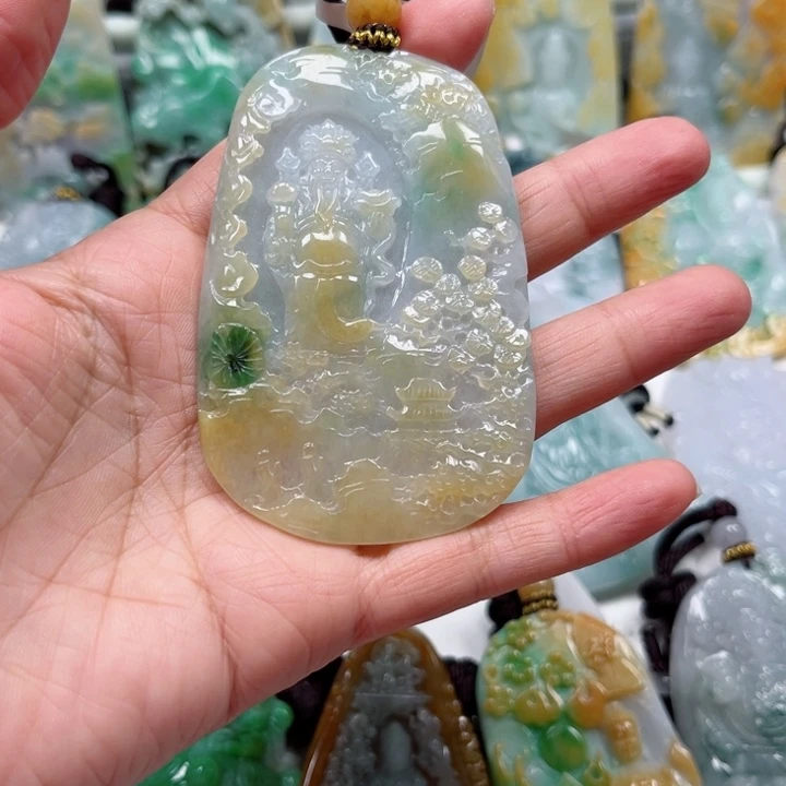 努***豆翡翠未镶嵌吊坠(不含链)挂件