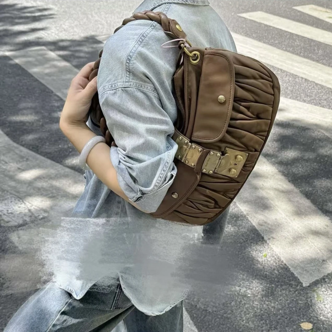 95新 MIU MIU/缪缪 御古屋/29553/元宝腋下