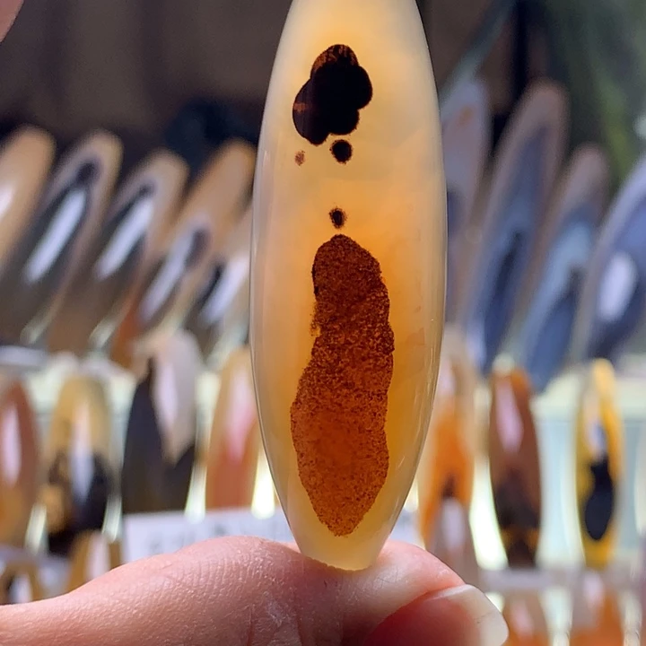 玛瑙/玉髓颈饰未镶嵌89