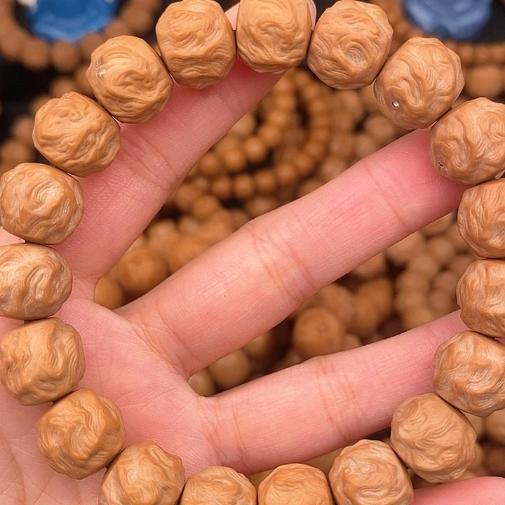 手串文玩核桃龙蛇之变漏眼款