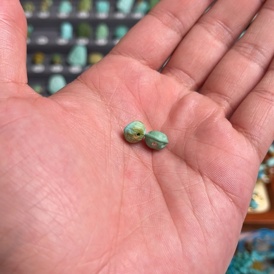 绿松石珠宝奇石未镶嵌