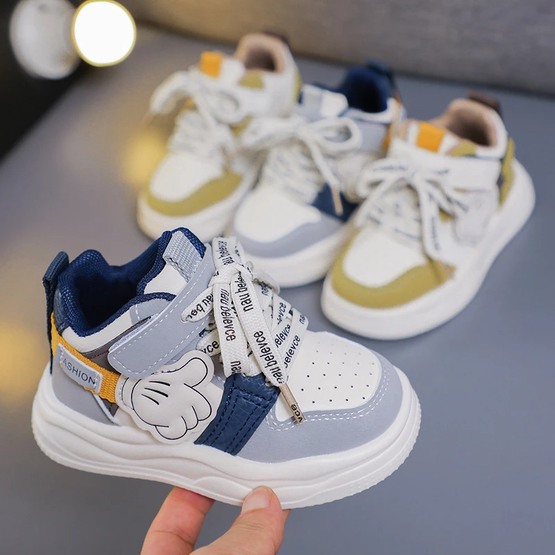 25春秋新款宝宝板鞋儿童皮面运动鞋小童休闲鞋男童跑步鞋透气防滑