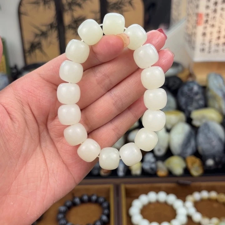 未镶嵌手链和田玉